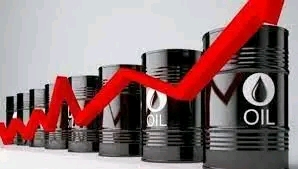 مخاطر إمدادات الشرق الأوسط ترفع أسعار النفط عالميا