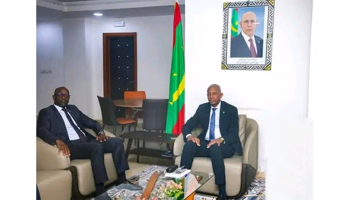 وزير التنمية الحيوانية يبحث مع وفد من برنامج الأمم المتحدة الإنمائي تعزيز الشراكة