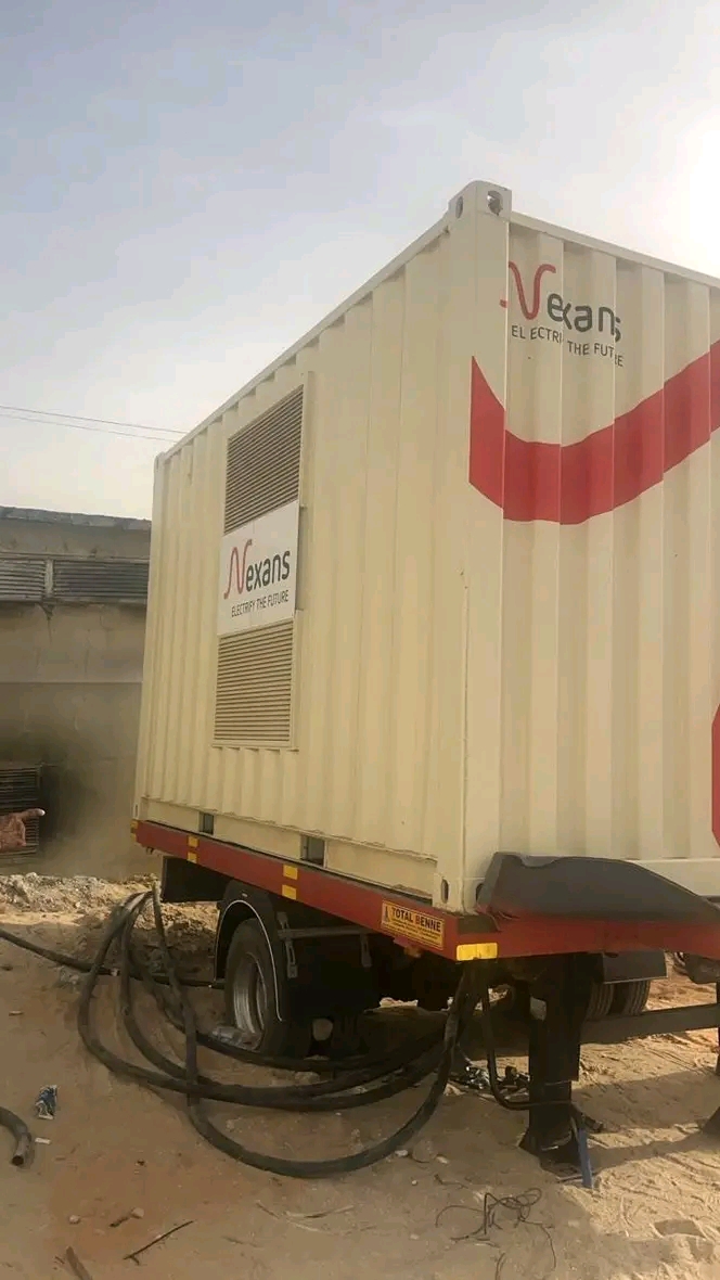 محول متنقل ينهي أزمة انقطاع التيار بتيارت بعد حريق طارئ