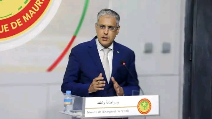 وزير الطاقة: صوملك تبيع الكهرباء بأقل من التكلفة ومشكلة الكهرباء في طريقها لحل نهائي