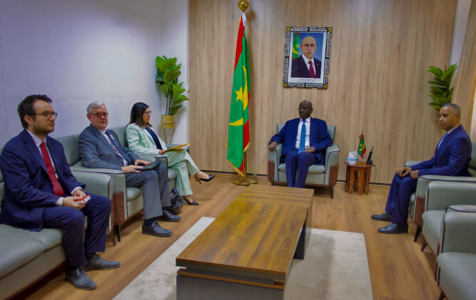 وزير الشؤون الخاريجية يبحث سبل تعزيز التعاون مع وفد أروبي في نواكشوط