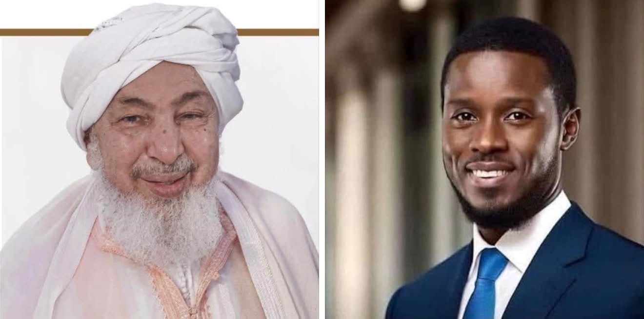 الرئيس السنغالي يجري توقفا في نواكشوط لزيارة العلامة عبد الله بن بيه
