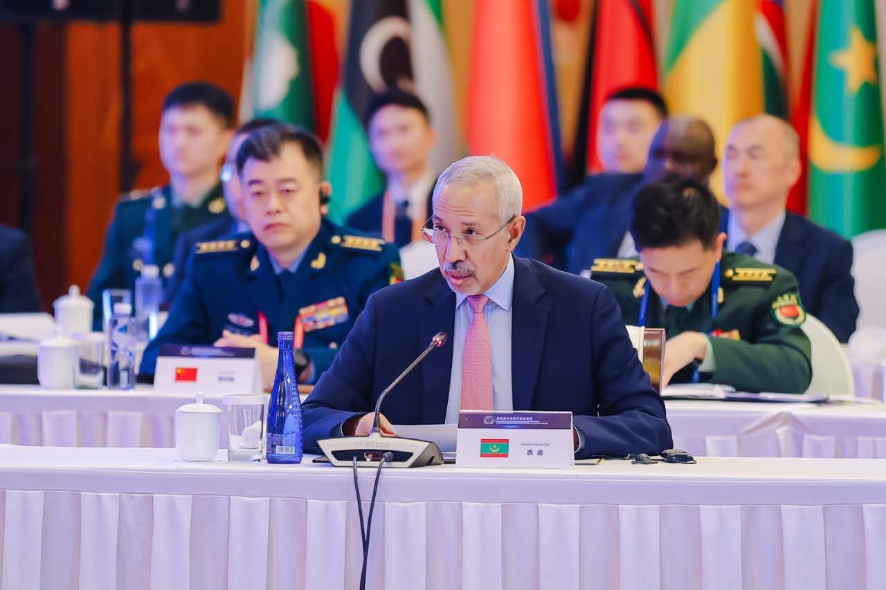 وزير الدفاع وشؤون المتقاعدين وأولاد الشهداء يلقي كلمة أمام الدورة الرابعة لمنتدى الصين وإفريقيا للسلام