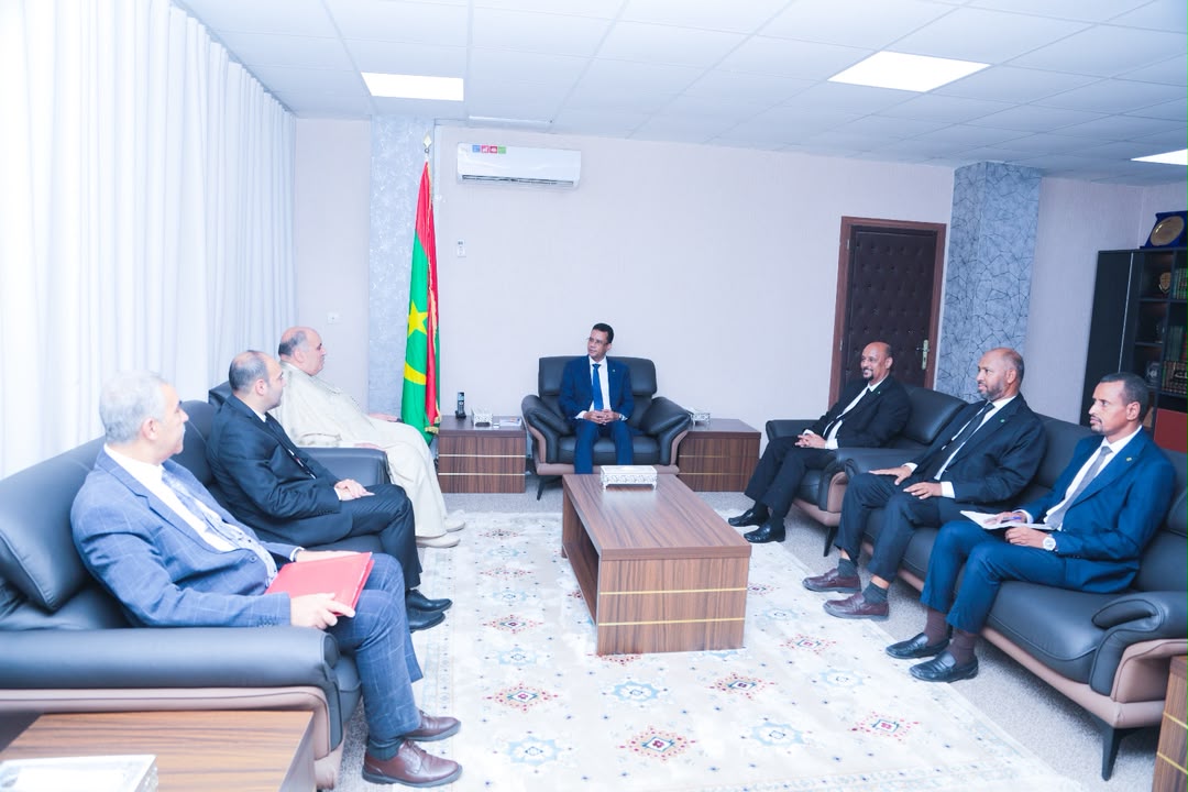 وزير الشؤون الإسلامية يستقبل وزير الشؤون الدينية بجمهورية تونس