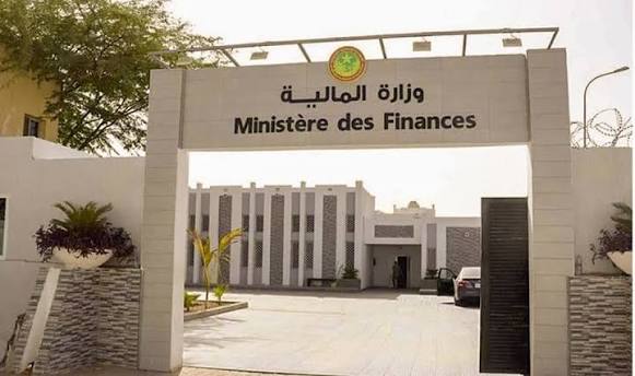وزارة المالية تقرر إلزام المؤسسات العمومية باستخدام منصة رقمية للفوترة