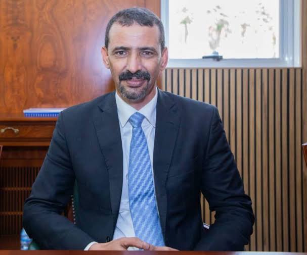 الناطق باسم الحكومة: السلطات الأمنية أطلقت حملة لتفكيك شبكة للابتزاز المالي