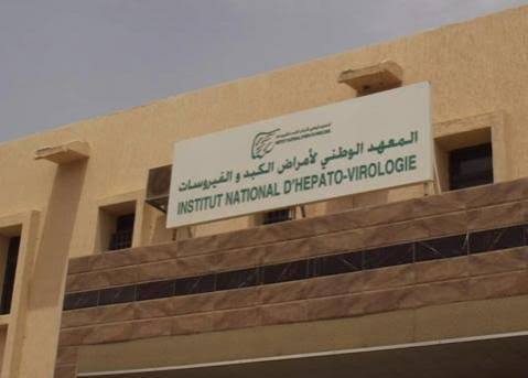 عمال المعهد الوطني لأمراض الكبد يوجهون نداء استغاثة عاجل من أجل رواتبهم